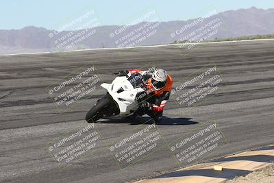 media/Jan-16-2026-CVMA Friday Practice (Fri) [[6f2bf47531]]/4-Racer 3-NRS/Session 3 (Bowl)/